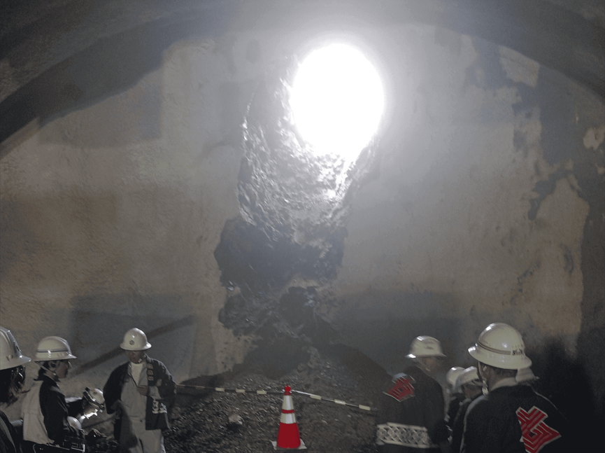 国道56号 窪川佐賀道路 窪川工区 見付トンネル貫通式 会場設備・照明設置・オペレーション