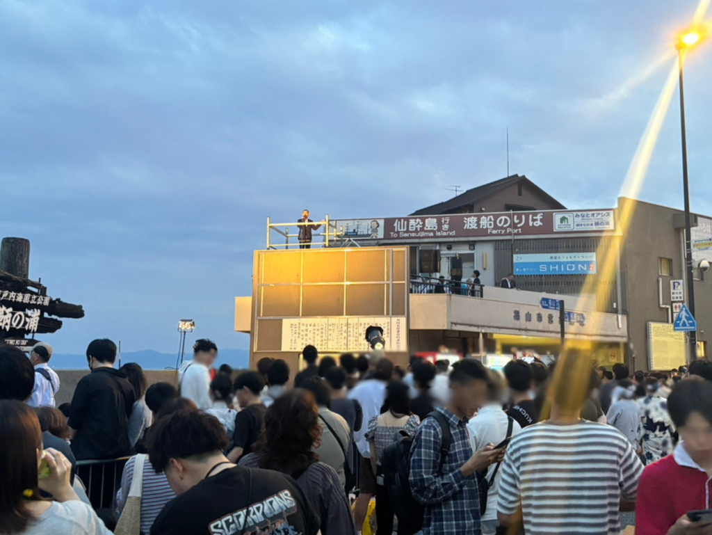 福山鞆の浦弁天島花火大会　会場設営